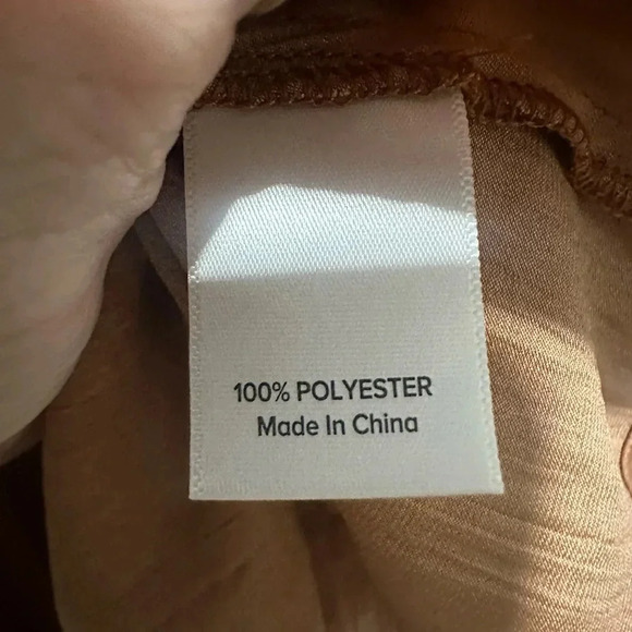 Evereve Dhalia Ruffle Satin Tank Rust Size XS NWOT - Picture 4 of 4